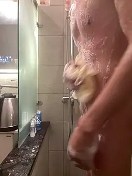 Snapshot of ggfddghuu chatting on 02.16.26 ggfddghuu online show from 02.16.26