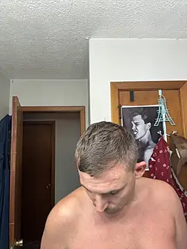 Snapshot of Integrityofsin chatting on 10.29.25 Integrityofsin online show from 10.29.25