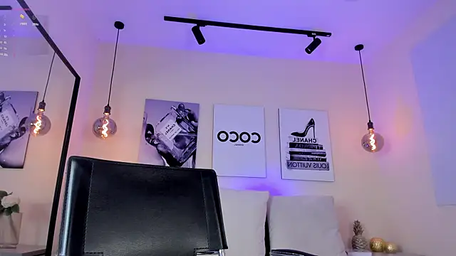 Samantha hotly online show from 04.22.26