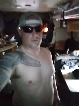 JoeyUhOh online show from 11.26.25