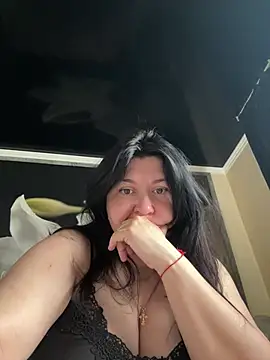 Snapshot of Liza_Will chatting on 04.10.26 Liza Will online show from 04.10.26