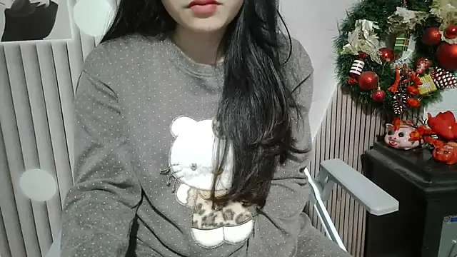 Snapshot of Emachiii chatting on 03.12.26 Emachiii online show from 03.12.26