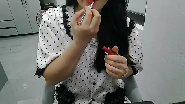 Emachiii online show from 05.17.26