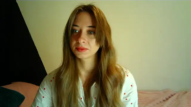 Snapshot of karinessa chatting on 02.23.26 karinessa online show from 02.23.26