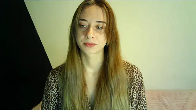 Snapshot of karinessa chatting on 02.28.26 karinessa online show from 02.28.26