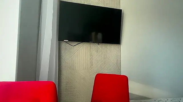 LuxXAngel online show from 04.29.26