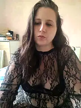 Snapshot of Mlle-S chatting on 04.10.26 Mlle-S online show from 04.10.26