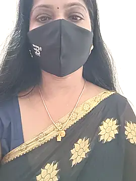 Snapshot of shivani27 chatting on 11.25.25 shivani27 online show from 11.25.25