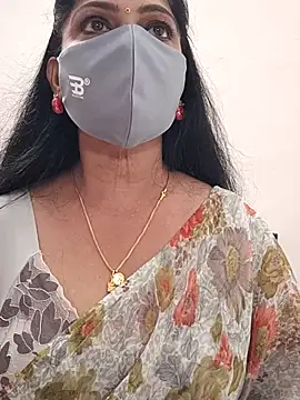 Snapshot of shivani27 chatting on 01.09.26 shivani27 online show from 01.09.26