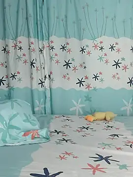 Snapshot of AntonelaMorriz chatting on 11.05.25 AntonelaMorriz online show from 11.05.25