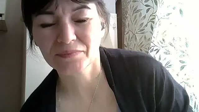 Krystal 82 online show from 02.03.26