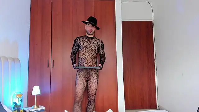 Dark beauty2 online show from 10.11.25