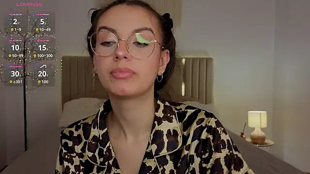 Real cutie1 online show from 07.18.26