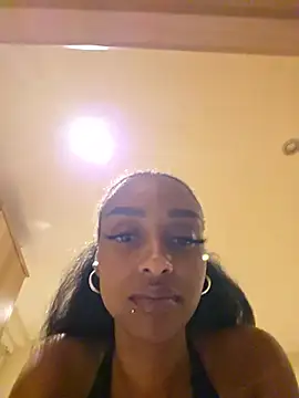 Snapshot of Hazel_Dollxx chatting on 07.16.26 Hazel Dollxx online show from 07.16.26