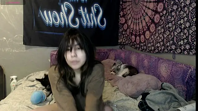 London Ray online show from 09.14.25