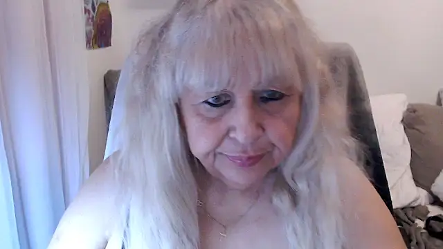 Snapshot of SusiLifeXXX chatting on 11.11.25 SusiLifeXXX online show from 11.11.25