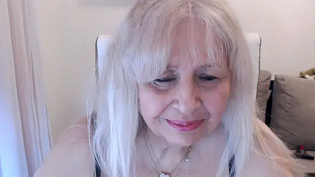 Snapshot of SusiLifeXXX chatting on 01.08.26 SusiLifeXXX online show from 01.08.26