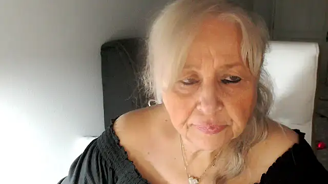 Snapshot of SusiLifeXXX chatting on 02.06.26 SusiLifeXXX online show from 02.06.26