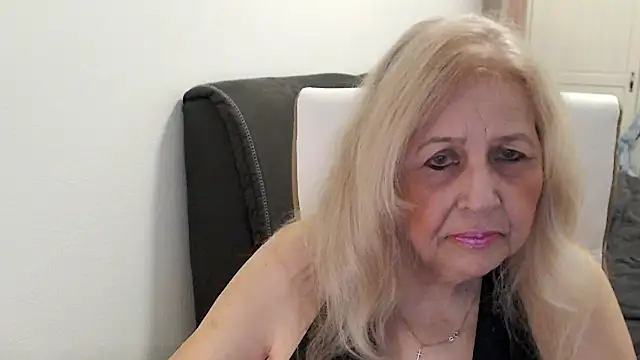 SusiLifeXXX online show from 05.06.26