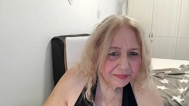 SusiLifeXXX online show from 06.18.26