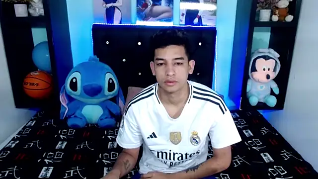 x oliver x online show from 10.07.25