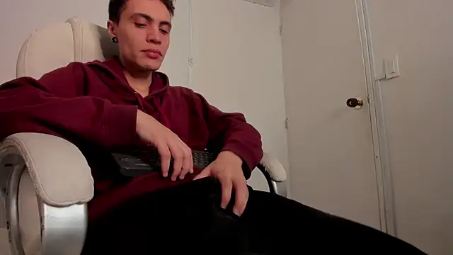 dark sun302 online show from 09.13.25