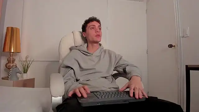 dark sun302 online show from 09.24.25