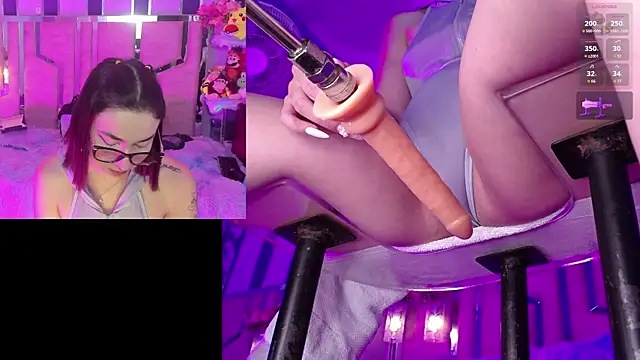 NicoleFerrel online show from 04.26.26