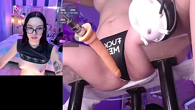 NicoleFerrel online show from 06.15.26