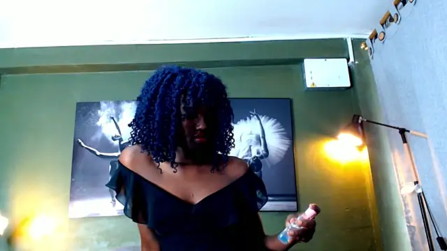 Snapshot of Evaa_18 chatting on 09.19.25 Evaa 18 online show from 09.19.25