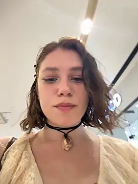 lucy-joy online show from 09.11.25