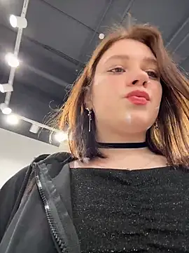 Snapshot of lucy-joy chatting on 02.19.26 lucy-joy online show from 02.19.26