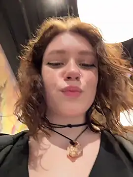 Snapshot of lucy-joy chatting on 02.23.26 lucy-joy online show from 02.23.26