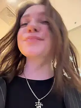 Snapshot of lucy-joy chatting on 03.12.26 lucy-joy online show from 03.12.26