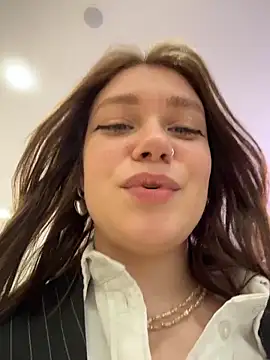 Snapshot of lucy-joy chatting on 03.13.26 lucy-joy online show from 03.13.26