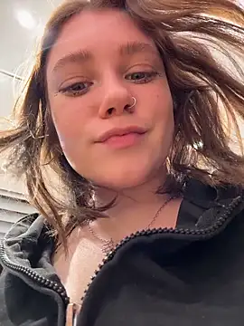 Snapshot of lucy-joy chatting on 03.15.26 lucy-joy online show from 03.15.26