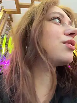 lucy-joy online show from 06.25.26