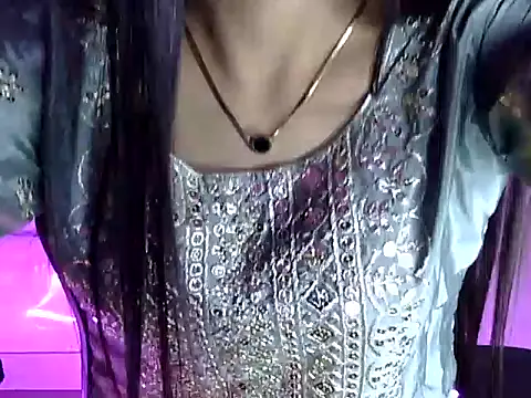 Snapshot of Shizuka_11 chatting on 12.20.25 Shizuka 11 online show from 12.20.25