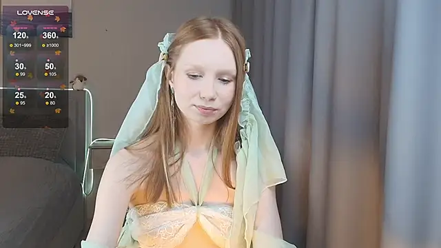 FoxyMira online show from 11.28.25