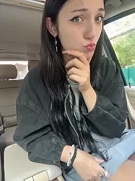 DollyTall online show from 06.22.26