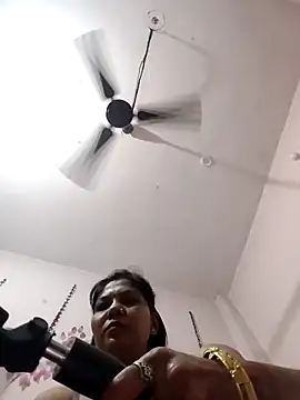 Yourhotsweetgirl online show from 03.12.26