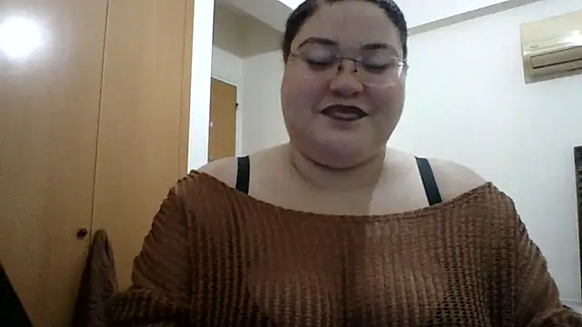 Snapshot of GoddessMocha chatting on 10.21.25 GoddessMocha online show from 10.21.25