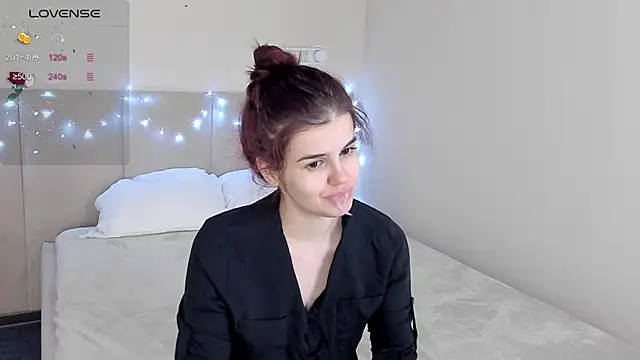 Snapshot of Infinity_Ti chatting on 03.16.26 Infinity Ti online show from 03.16.26