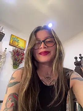 KoraSweett online show from 02.10.26