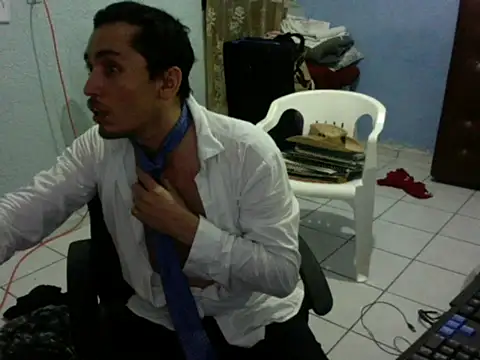 Snapshot of hornymkguyfun chatting on 01.14.26 hornymkguyfun online show from 01.14.26