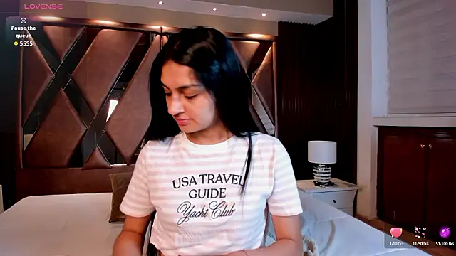 Snapshot of AidaJones chatting on 02.11.26 AidaJones online show from 02.11.26