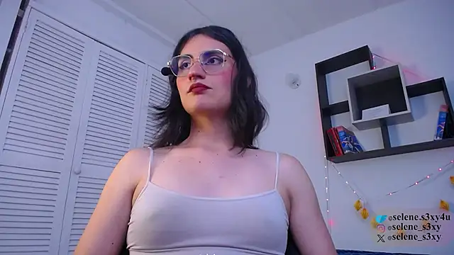 Snapshot of selene_s3x chatting on 11.22.25 selene s3x online show from 11.22.25