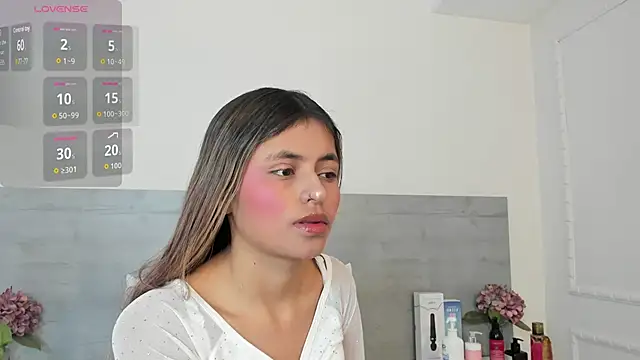 sunnyWhitee online show from 04.22.26