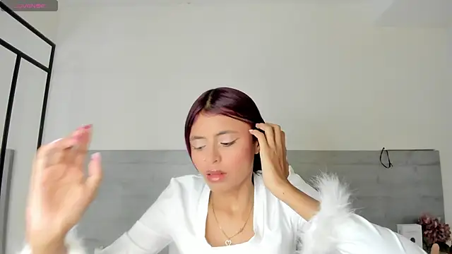 Snapshot of sunnyWhitee chatting on 07.10.26 sunnyWhitee online show from 07.10.26