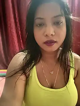 Snapshot of hornyzinia123 chatting on 05.06.26 hornyzinia123 online show from 05.06.26